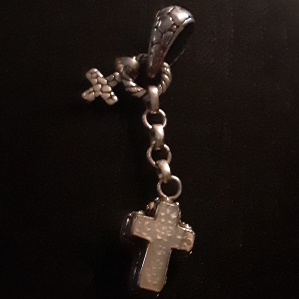 Necklace pendant